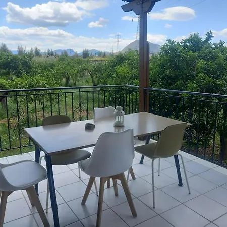 Jimmy's Garden Апартаменты *