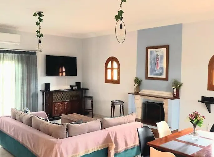 Jimmy's Garden Апартаменты Corinth