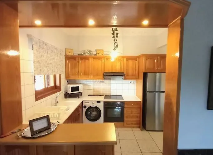 Jimmy's Garden Апартаменты Corinth