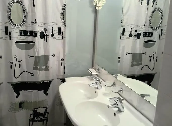 Jimmy's Garden Appartement *